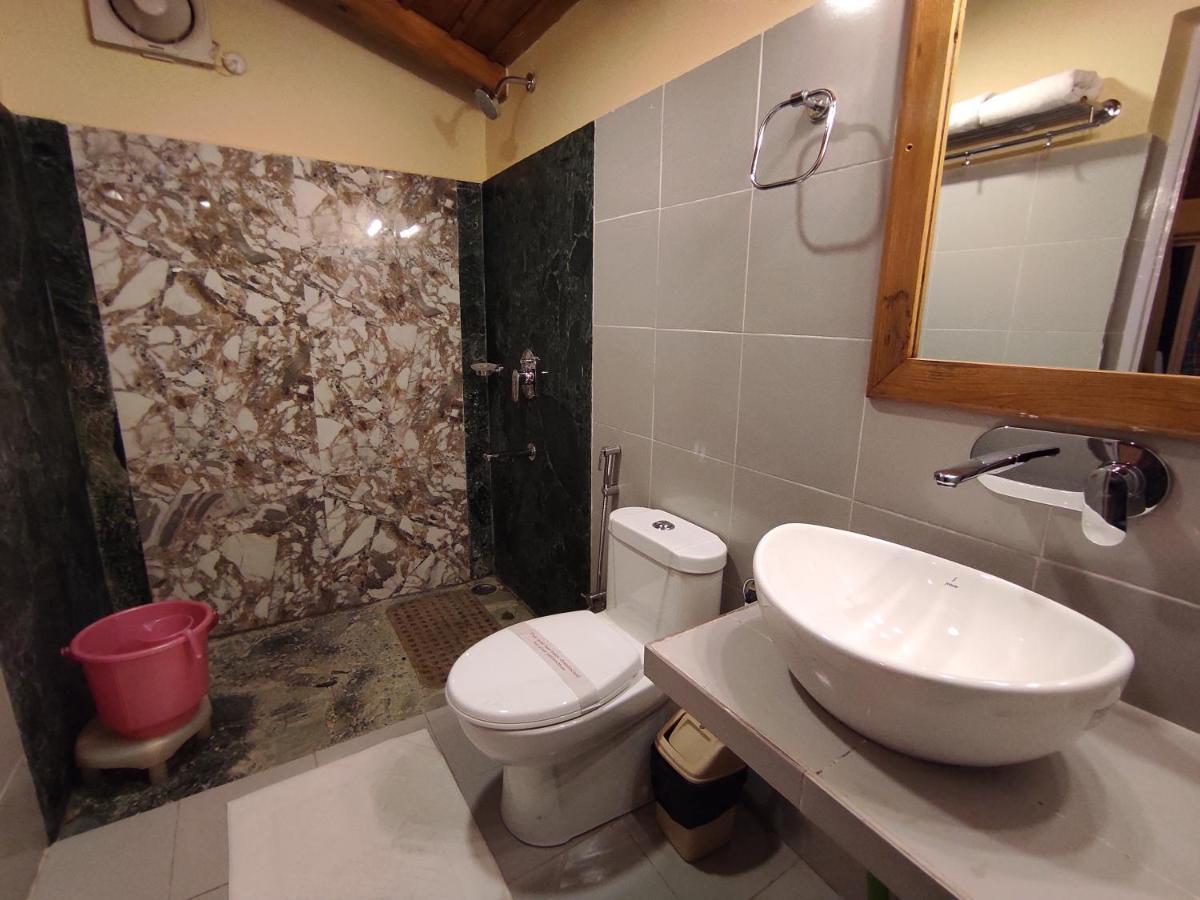 Aamod Monolith Resort Bhimtal Nainital Exterior photo